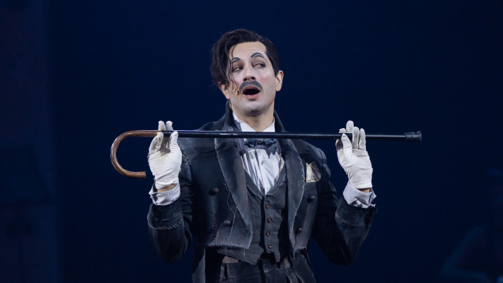 רן דנקר, קברט בקאמרי