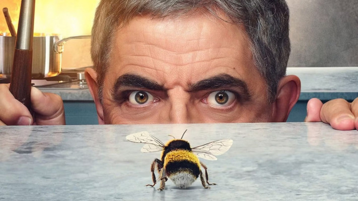 אדם נגד דבורה. מיסטר בין מככב בנטפליקס