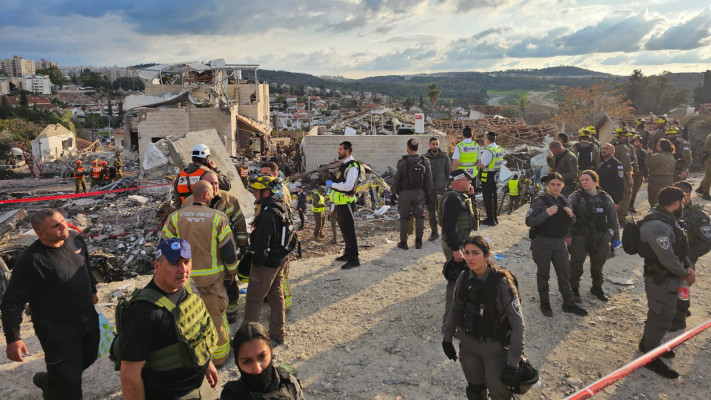 זירת פגיעת הטיל בבית שמש 