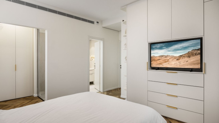 מעצבת פנים נירית ואקס