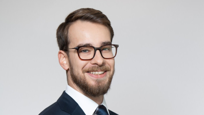 דניאל שמיילין