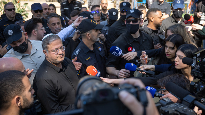 איתמר בן גביר בזירת הנפילה בתל אביב