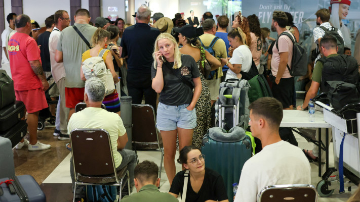 שדה התעופה בדובאי לאחר המתקפה האיראנית