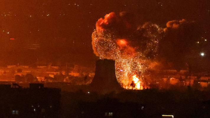 תקיפת מאגרי נפט באיראן