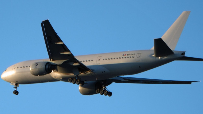 המטוס שהגיע מדובאי