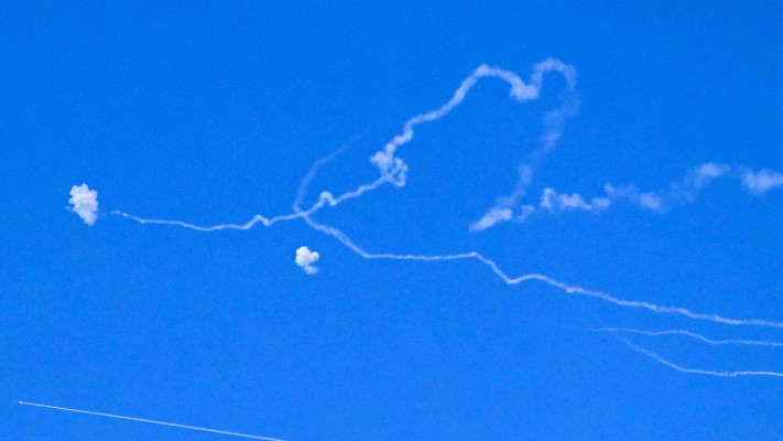 הירי מלבנון: ירוטים מעל שמי המרכז