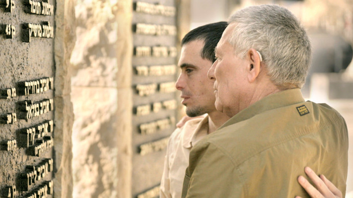 דורון אלמוג ואורן אלמוג, מתוך הסרט ''בין 6 באוקטובר ל-7 באוקטובר''