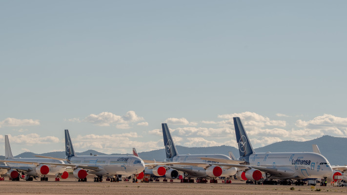 שדה התעופה טרואל בספרד. צי המטוסים הועבר לאחסון
