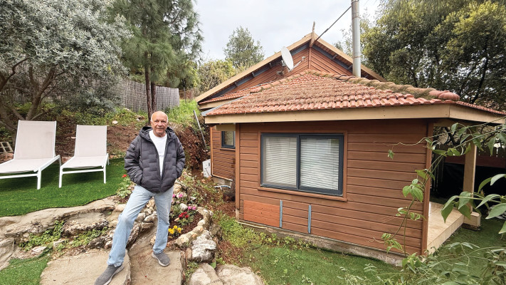 שמעון אטיאס