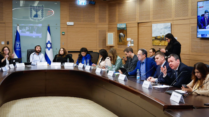 ועדת החינוך של הכנסת: דיון בפיצויים למעונות היום