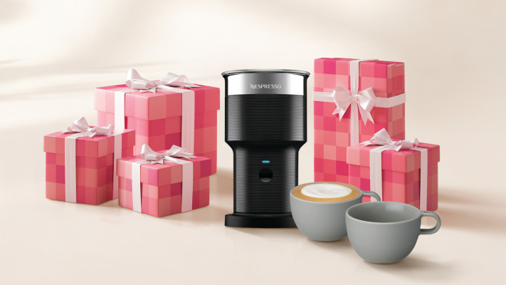 מתנות חג נספרסו מקציף וכוסות