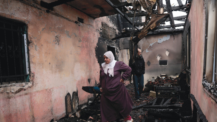 בית שהוצת בכפר אל-פנדקומיה