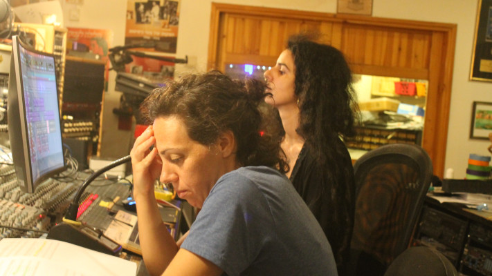 שרשרת זהב. הקלטות באולפן העוגן