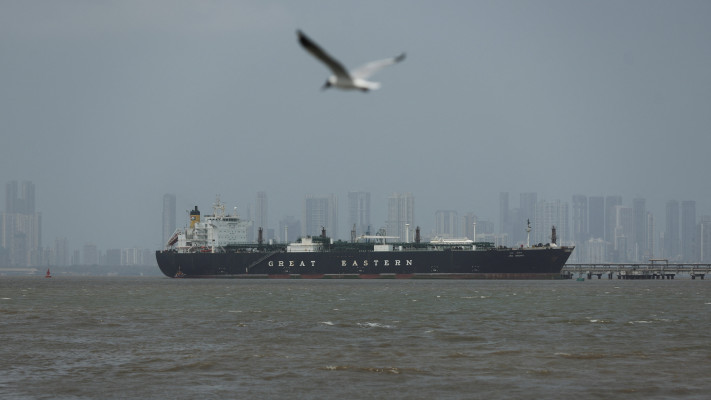 ספינה הנושאת גז שעברה את מצר הורמוז והגיעה להודו