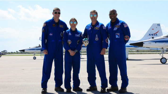 ארבעת האסטרונאוטים לפני השיגור