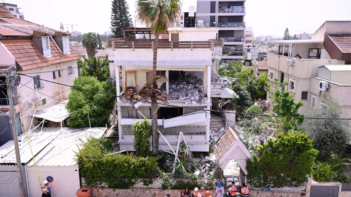 פגיעה בבית ברמת גן