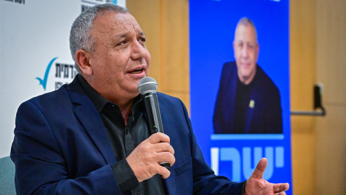 יאחד את הגוש? גדי איזנקוט