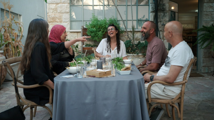 בואו לאכול איתי בערבית