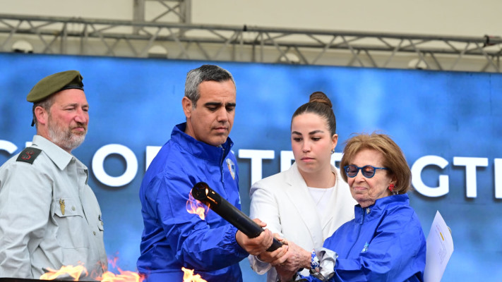 שורדי השבי אגם ברגר ועמרי מירן במצעד החיים בפולין