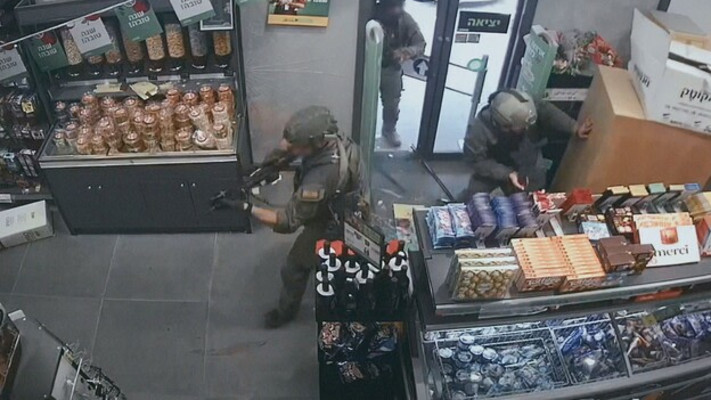 חיילי צה''ל בלחימה במהלך הטבח בעוטף 