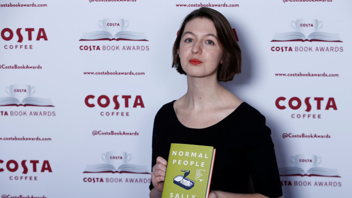 הסופרת סאלי רוני