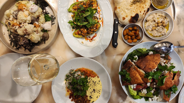 מסעדת ''ראסיף 33'' בחיפה