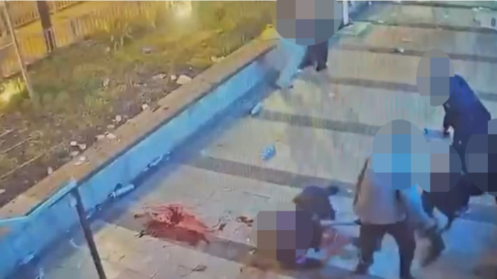 זירת הרצח בפתח תקווה: בני (ימנו) זלקא נאבק מול הנערים