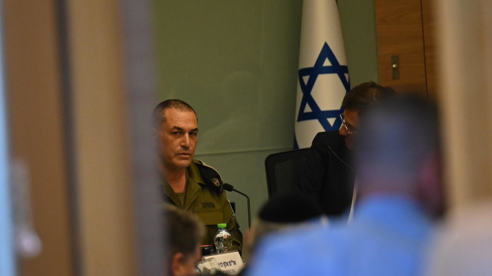 הרמטכ''ל אייל זמיר במהלך הדיון בוועדת חוץ וביטחון