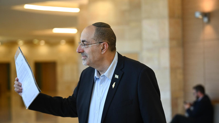 ח''כ ניסים ואטורי לפני הדיון