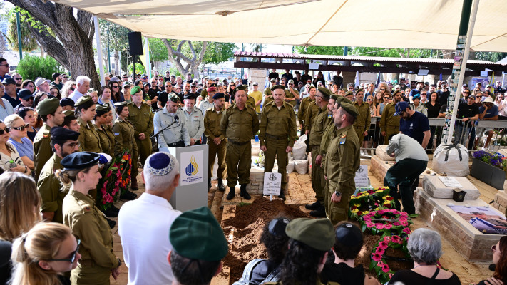 הלוויתו של רס''ב אלכסנדר גלובניוב ז''ל