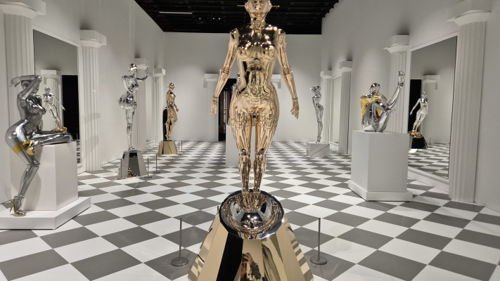 hajima sorayama