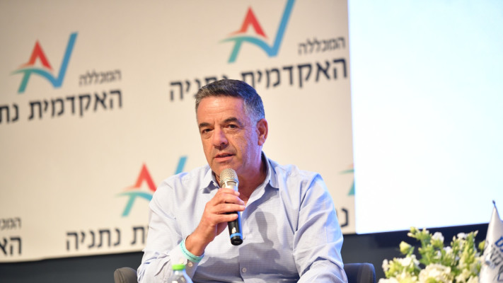 מפקד חיל האוויר לשעבר, אלוף במיל' עמיקם נורקין