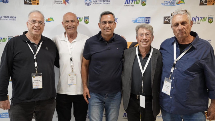 יהודה עדר, נעם סמל, אלון דוידי, משה סיני והרי ליפשיץ (צילום: בני פנחסוב)