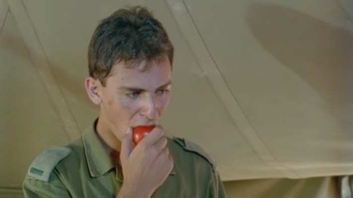 רוני פינוביץ בסרט שתי אצבעות מצידון