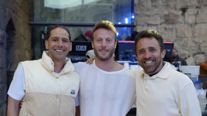 עומר טולצינסקי, עידן נוריק וירון וקסמן (צילום: עמותת הגל שלי)