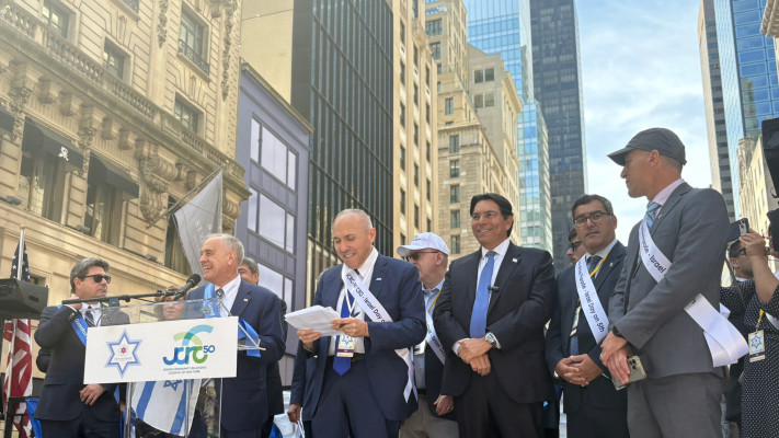 שגריר ישראל באו''ם דני דנון במצעד השנתי למען ישראל במנהטן