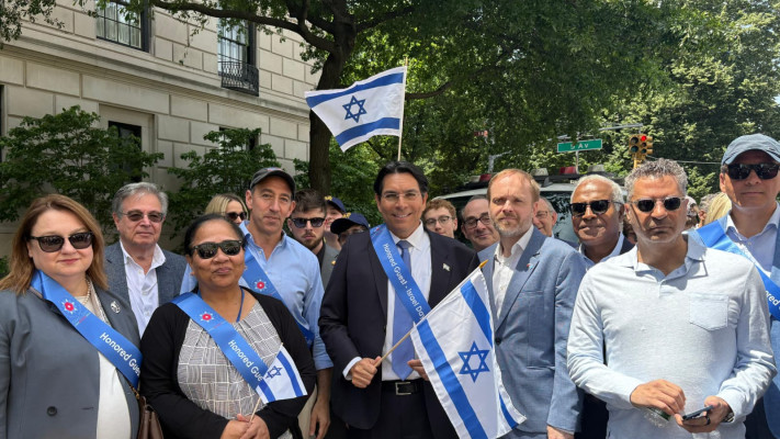 דני דנון בצעדת ישראל השנתית בשדרה החמישית בניו יורק 2026