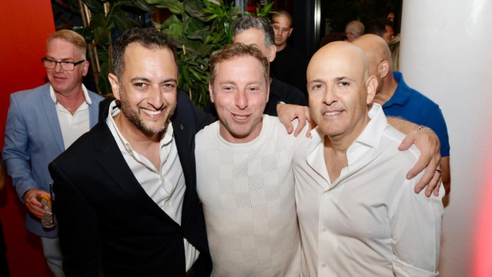 אסי טוכמאיר, גיא גינדי ועומר גלברט (צילום: ניב קנטור)