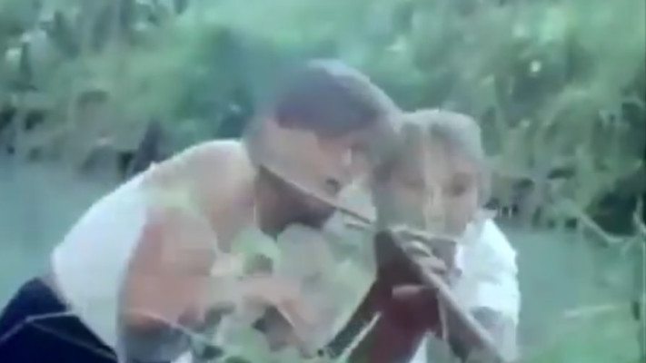 המורה והמורה נלכדים ברשת