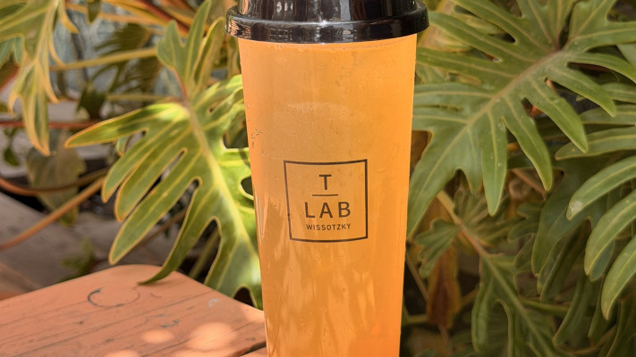 Tlab משקאות קיץ על בסיס תה קר