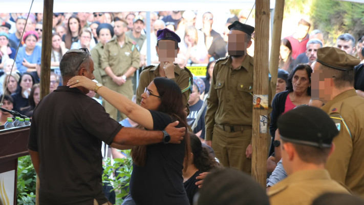 משפחתו של ליאב כבביה ז''ל בלוויה