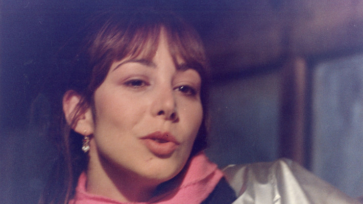 חני נחמיאס בסרט ''בובה'', 1987