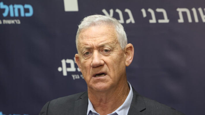 בני גנץ