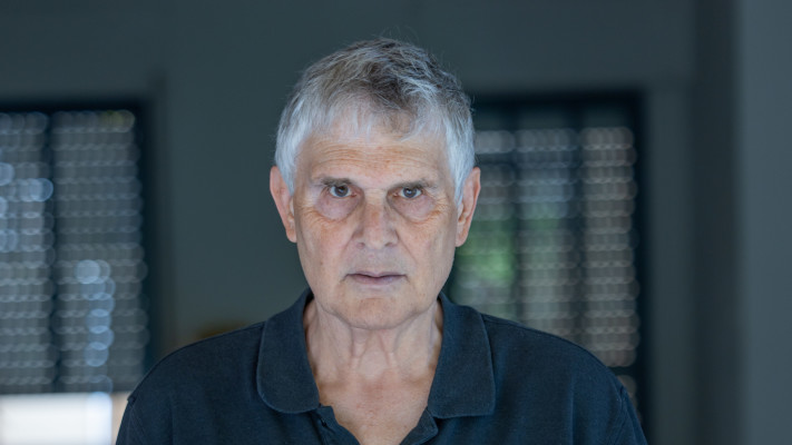 אמיר עופר