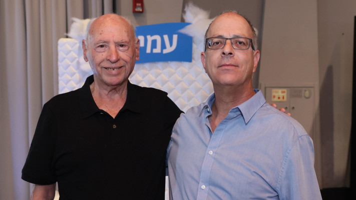 רונן בר שלום ואמנון שוורץ (צילום: רפי דלויה)