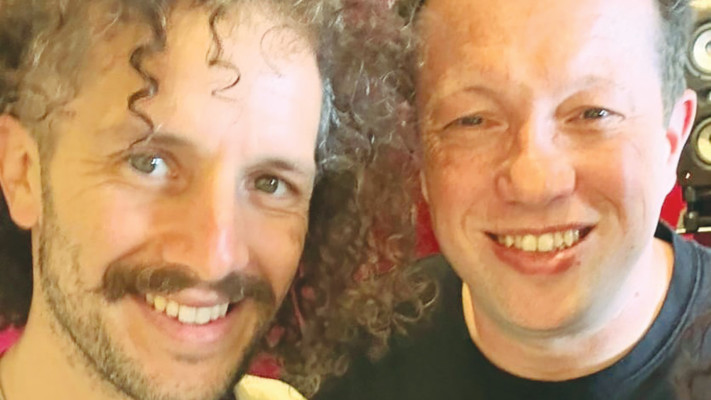 שמאל אביגדור אחיטוב, ימין ארז כספי