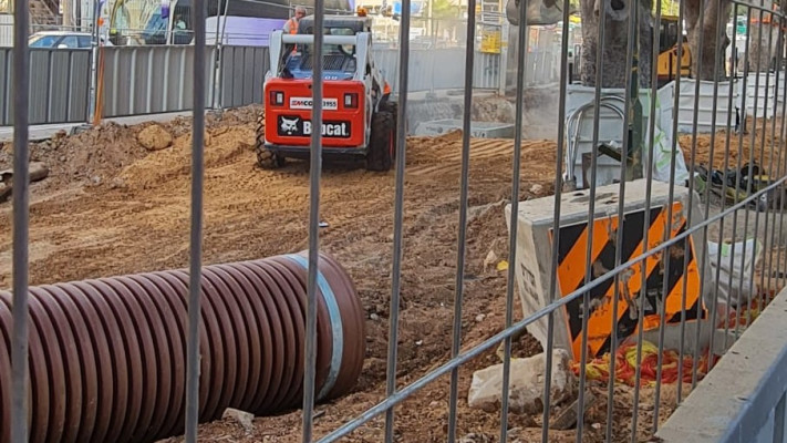 כאוס. העבודות להקמת קו המטרונית הכחול ברחובות