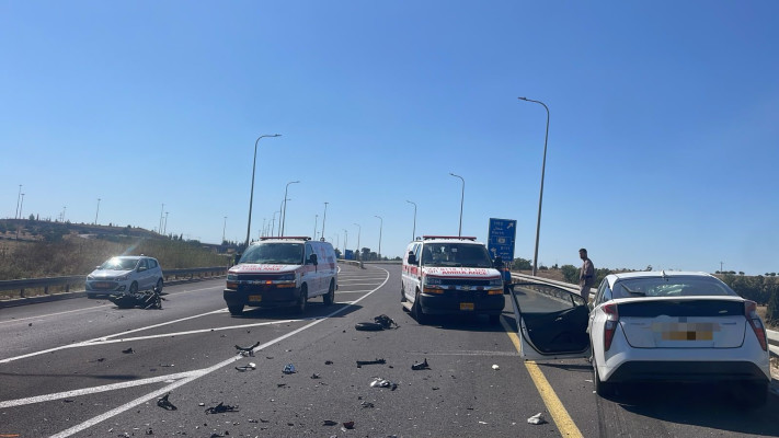 רוכבת אופנוע נהרגה מפגיעת רכב סמוך למחלף קריית גת