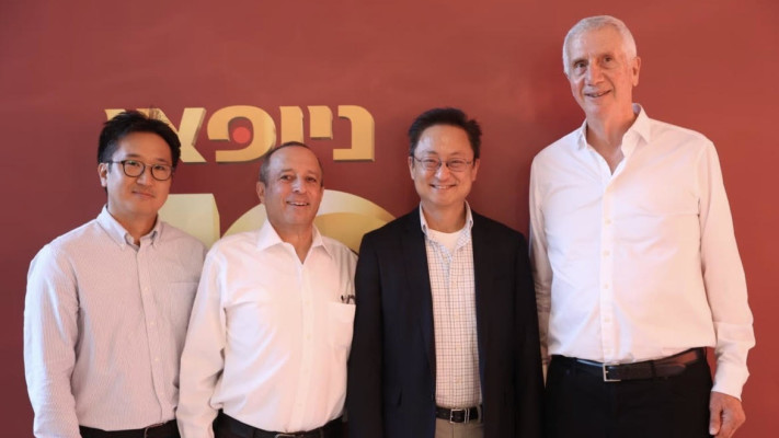 צביקה גיור, ריאן צ'ו, ירון צפדיה ומייק צ'ונג&nbsp; (צילום: מולי גולדברג)