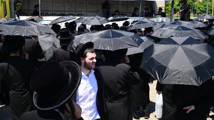 הפגנת חרדים מול לשכת הגיוס